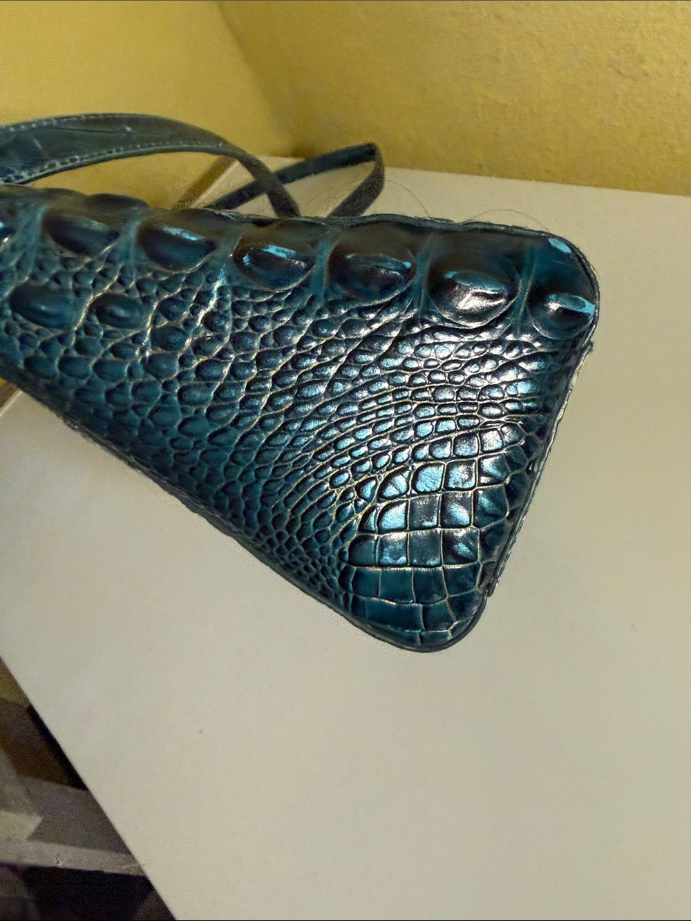 Brahmin Teal Green Croc-Embossed Crossbody Bag - Picture 8 of 16